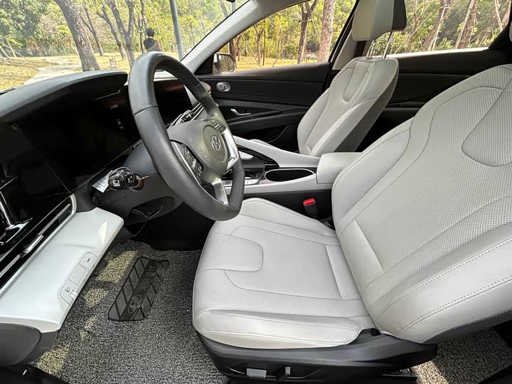 Фото 7 - Hyundai Elantra N line