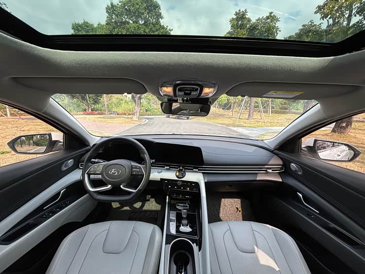 Фото 9 - Hyundai Elantra N line