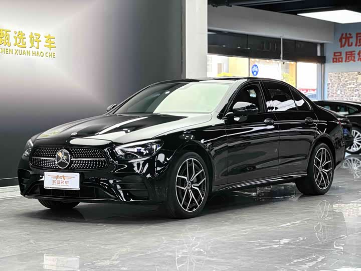 Фото 1 - Mercedes-Benz E-Class