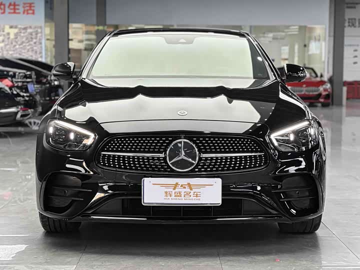 Фото 2 - Mercedes-Benz E-Class