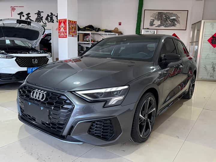 Фото 1 - Audi A3