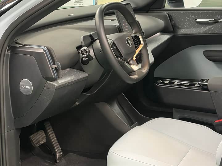 Фото 9 - Volvo EX30