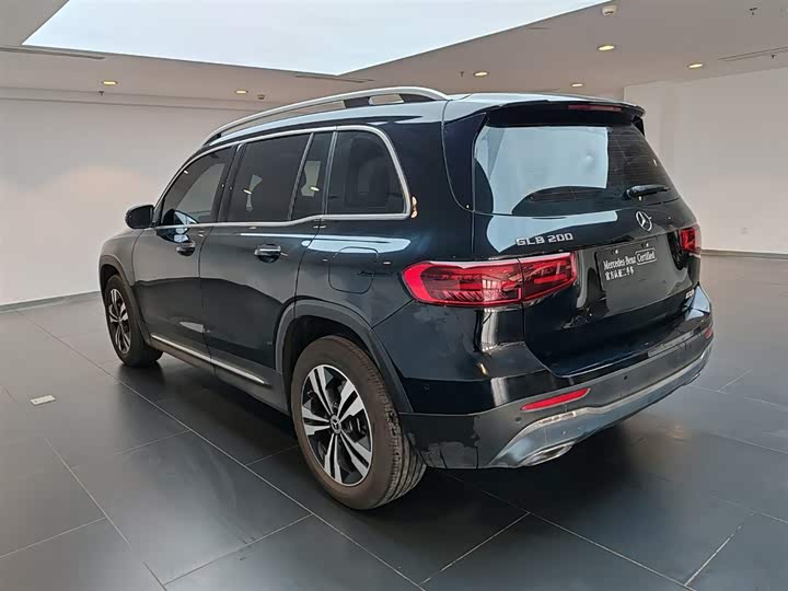 Фото 6 - Mercedes-Benz GLB-Class