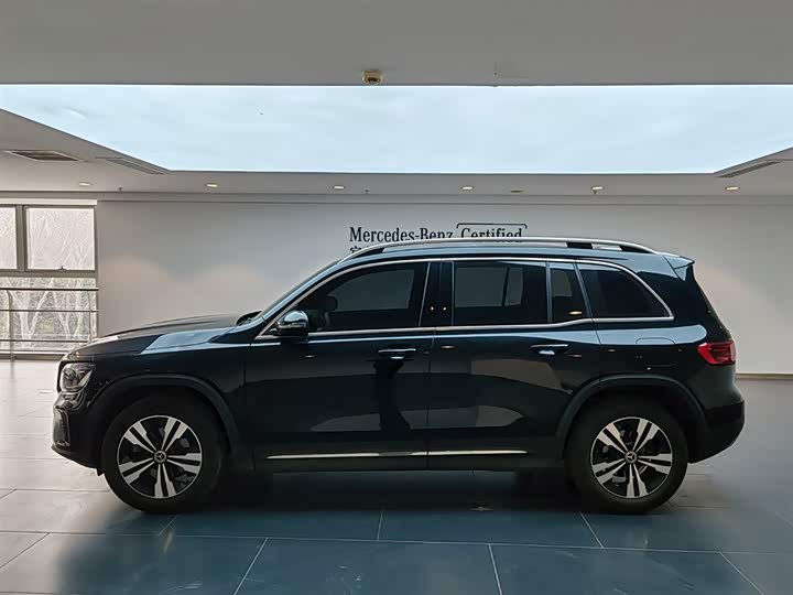 Фото 7 - Mercedes-Benz GLB-Class