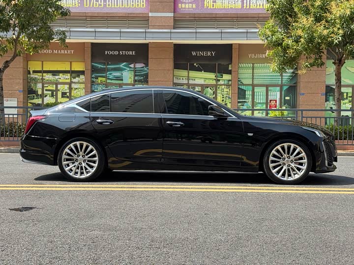 Photo 4 - Cadillac CT5