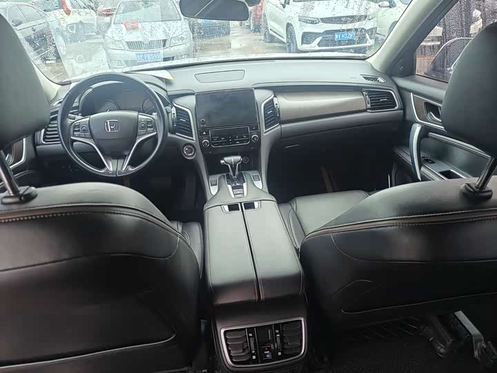 Фото 7 - Honda Avancier