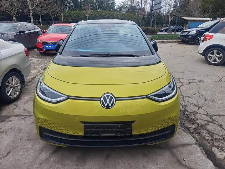 Photo 2 - Volkswagen ID.3