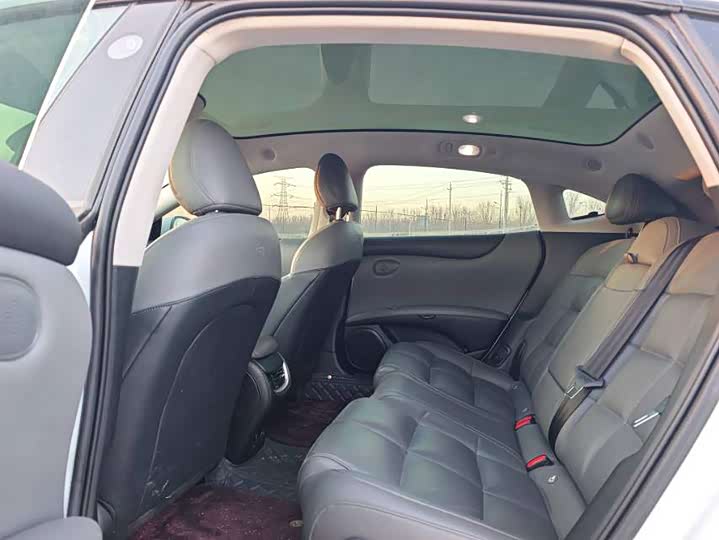 Photo 4 - IM motors L6