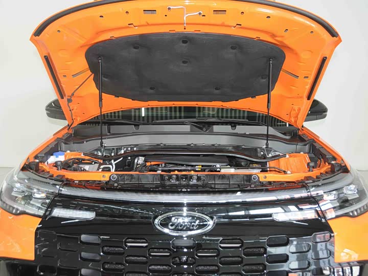 Фото 6 - Ford Explorer