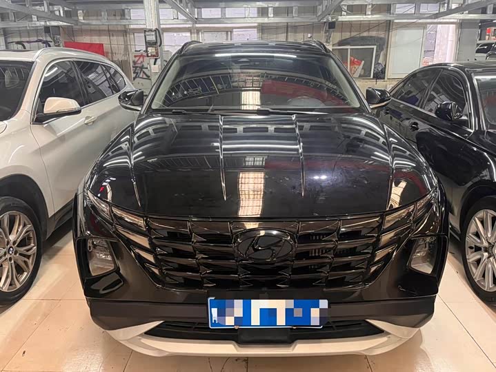 Фото 2 - Hyundai Tucson L