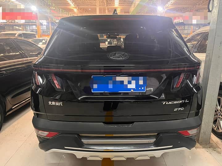 Фото 8 - Hyundai Tucson L