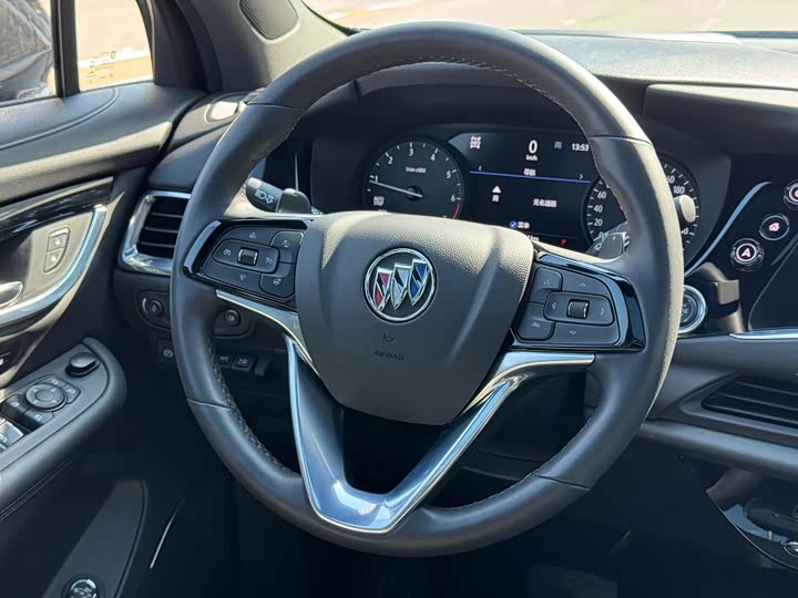 Фото 8 - Buick Enclave