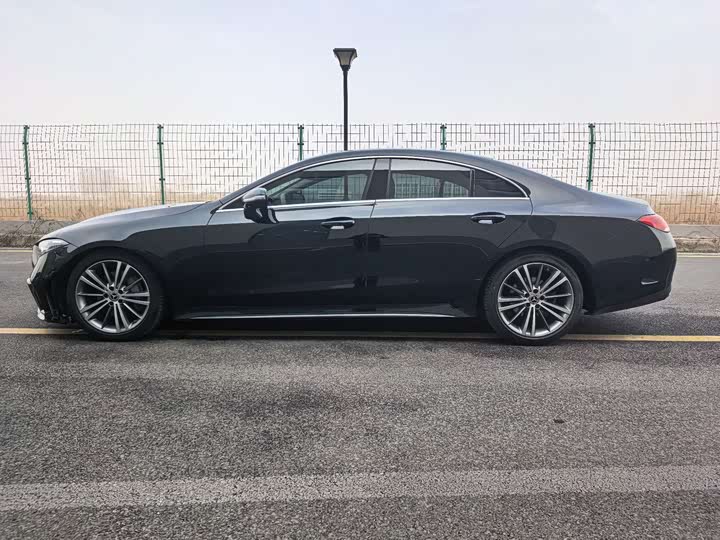 Photo 5 - Mercedes-Benz CLS-Class