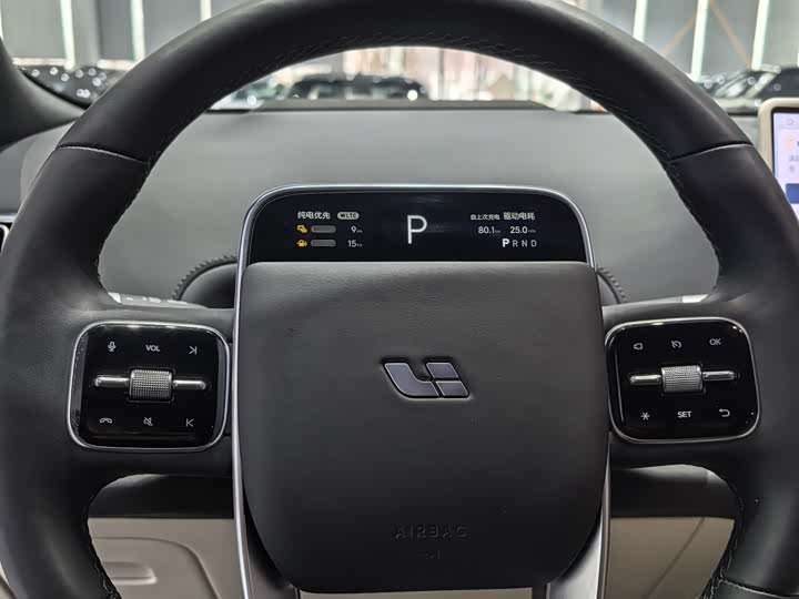 Фото 7 - LiXiang L9