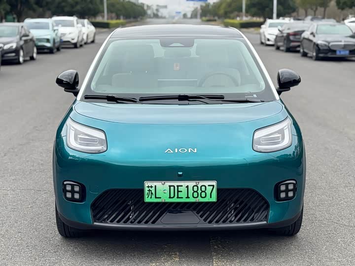 Фото 2 - GAC Aion UT