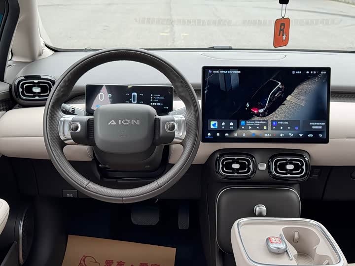 Фото 4 - GAC Aion UT