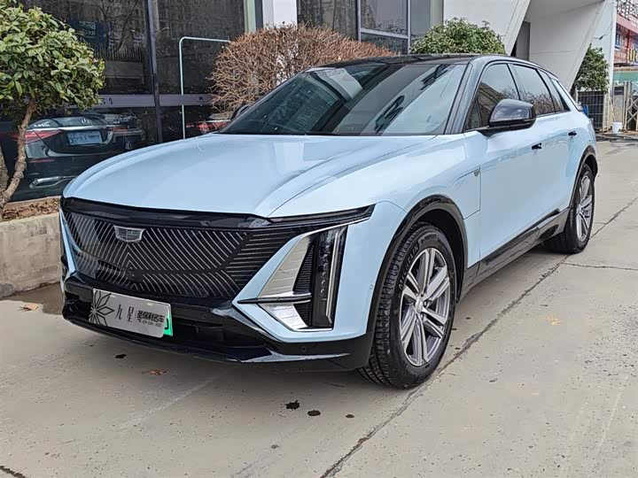 Фото 1 - Cadillac Lyriq