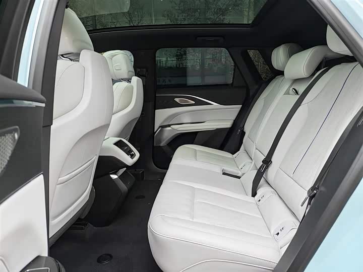 Фото 7 - Cadillac Lyriq