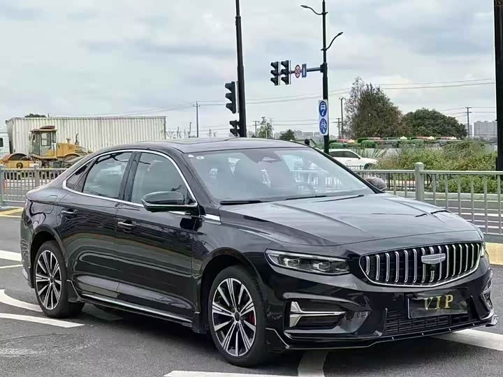 Фото 3 - Geely Preface