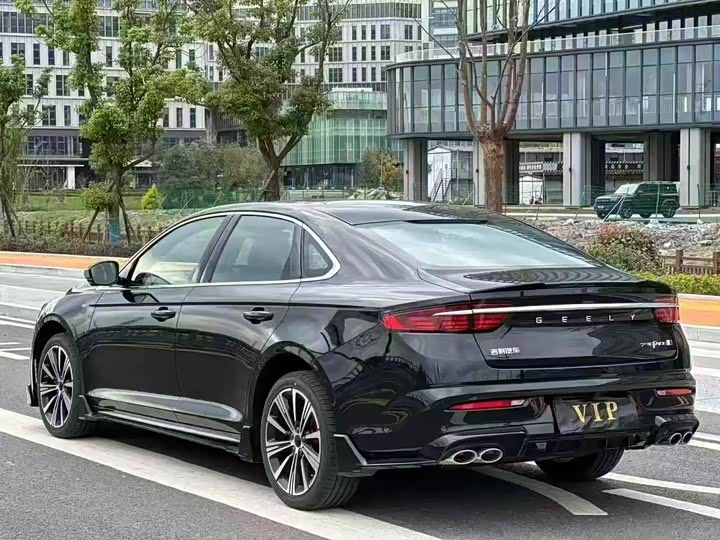 Фото 7 - Geely Preface