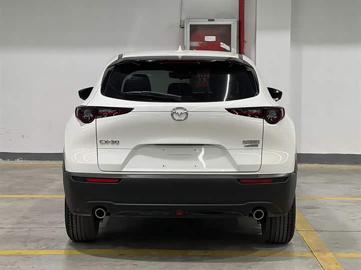 Photo 6 - Mazda CX-30