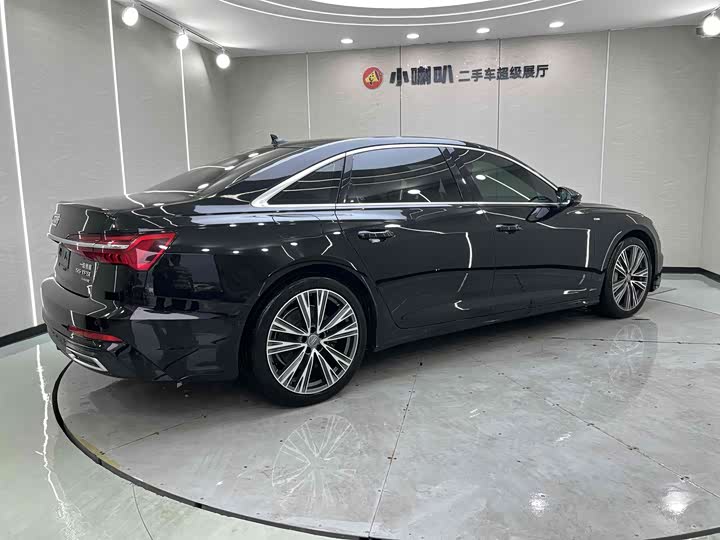 Фото 3 - Audi A6L