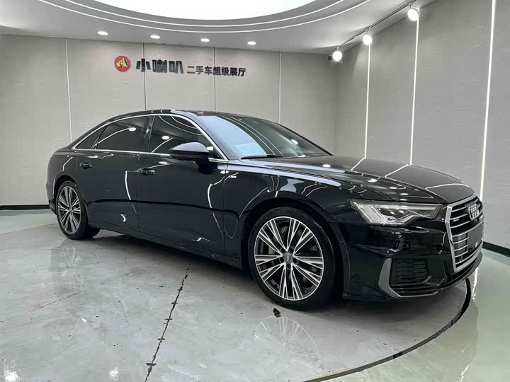 Фото 5 - Audi A6L