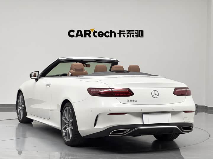 Фото 6 - Mercedes-Benz E-Class