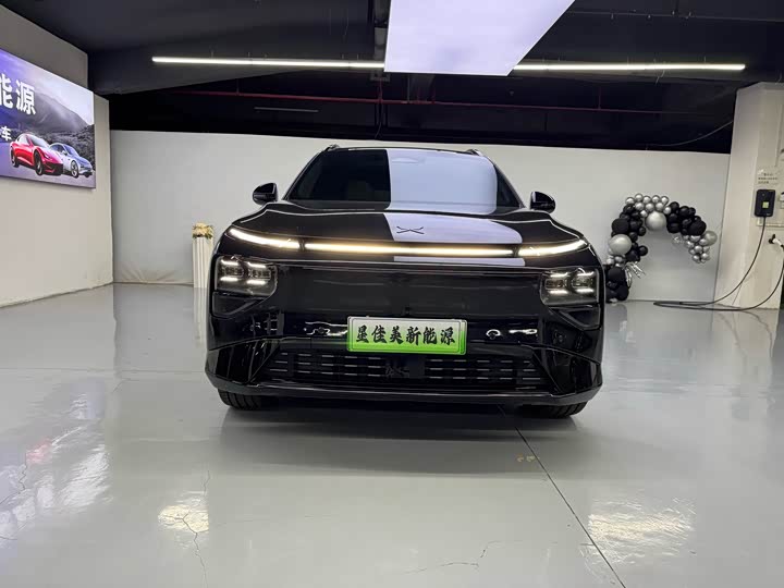 Фото 2 - XPeng G9