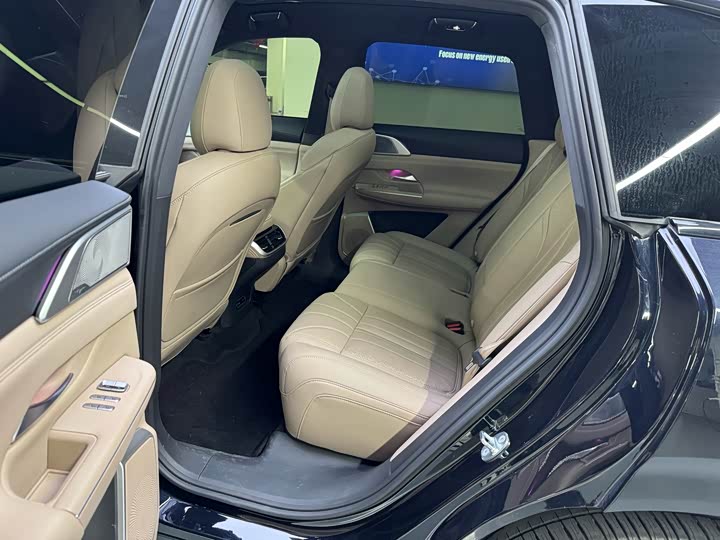 Фото 6 - XPeng G9