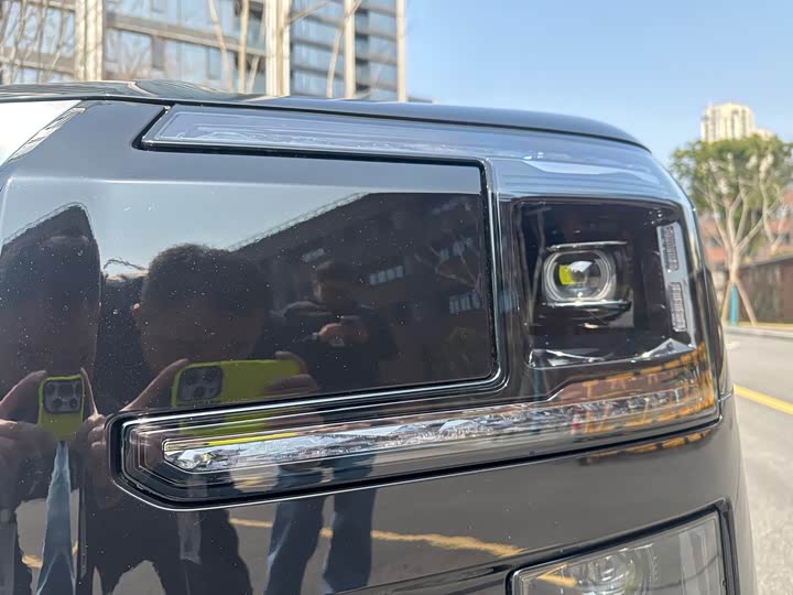 Фото 3 - Zeekr 9X