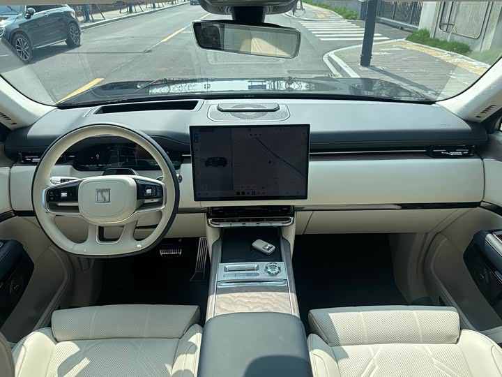 Фото 8 - Zeekr 9X