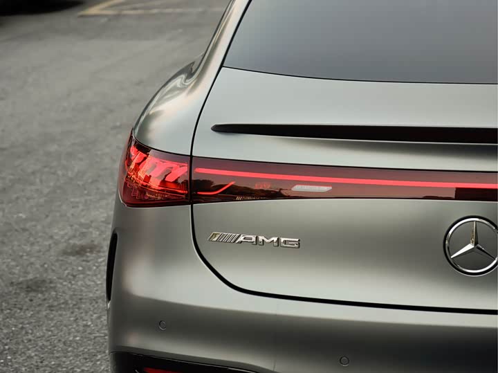 Photo 7 - Mercedes-Benz EQS AMG