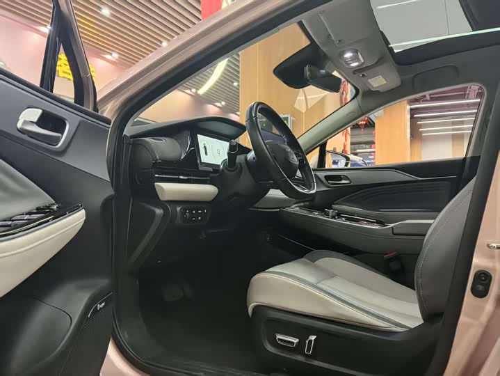 Фото 4 - GAC Aion S Plus