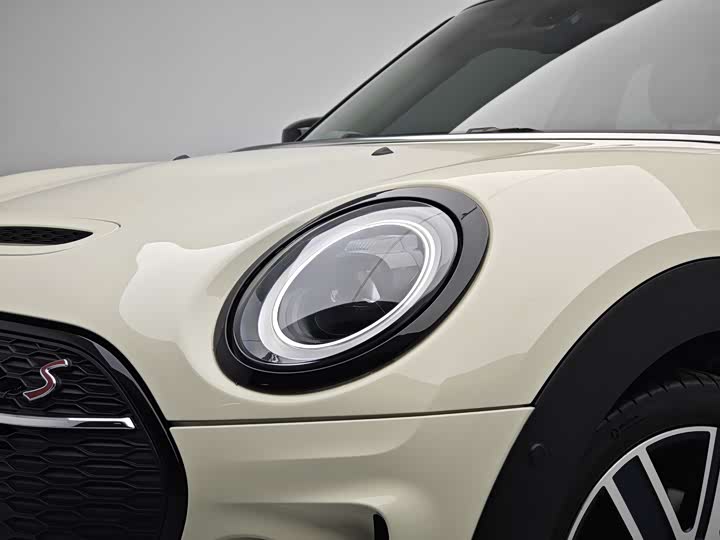 Фото 8 - Mini Clubman