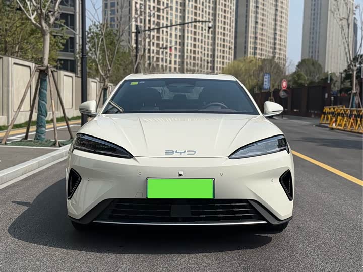 Фото 2 - BYD Seal 07 DM-i Hybrid