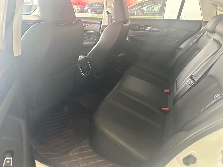 Photo 5 - Dongfeng Aeolus Yixuan Max