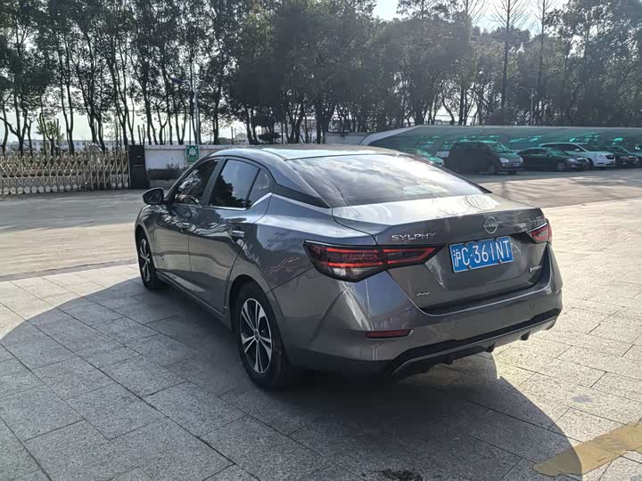 Photo 7 - Nissan Sylphy