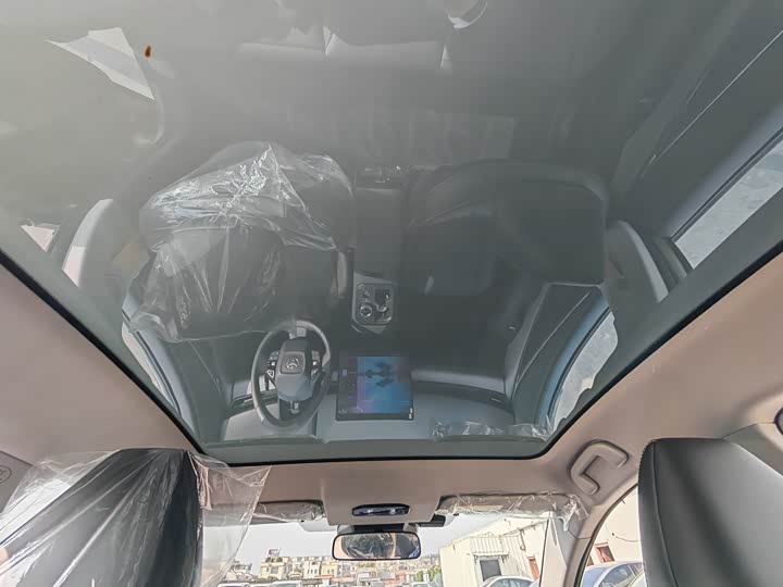 Фото 8 - Toyota bZ5