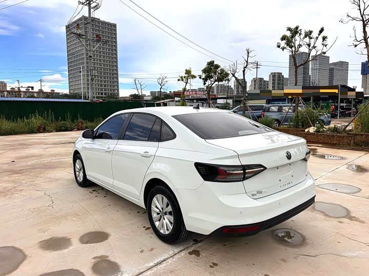 Фото 7 - Volkswagen Lavida