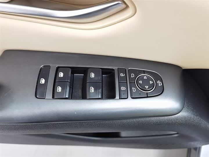 Фото 9 - BYD Song Pro Hybrid