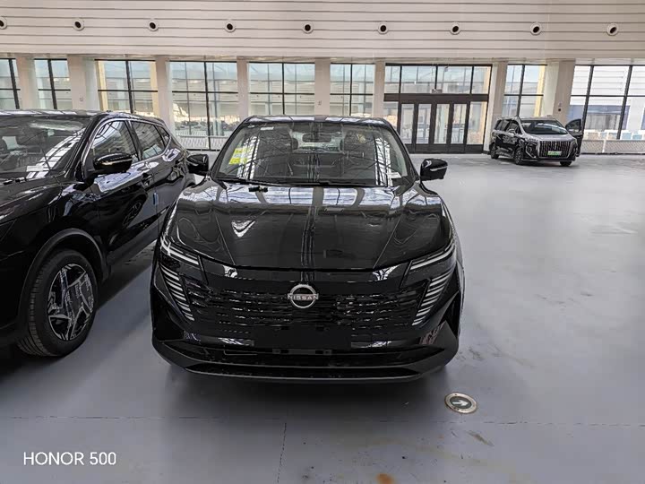 Фото 3 - Nissan Qashqai