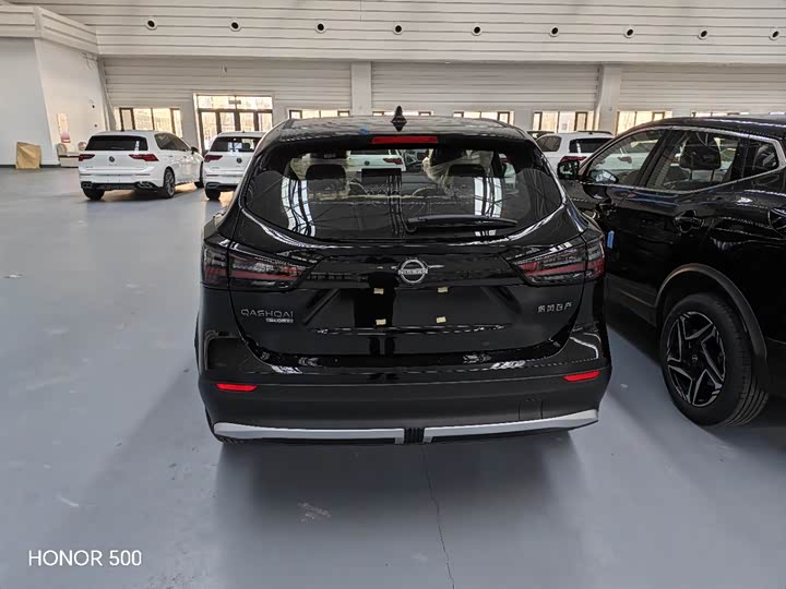 Фото 6 - Nissan Qashqai