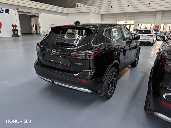 Фото 7 - Nissan Qashqai