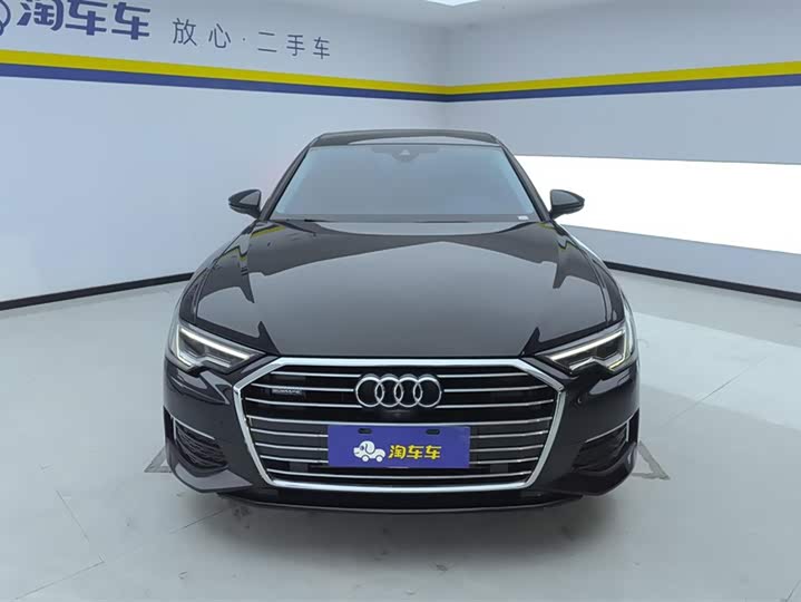 Фото 2 - Audi A6L