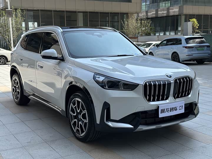 Фото 5 - BMW X1