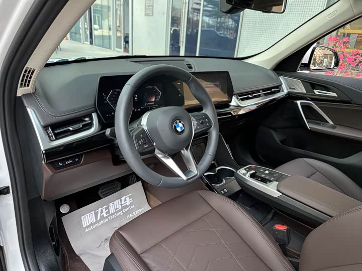 Фото 9 - BMW X1