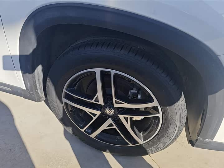 Фото 6 - MG Motor One