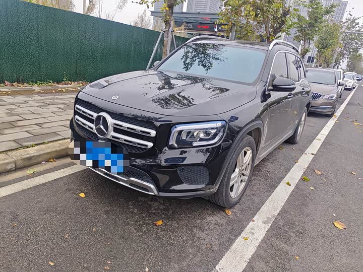 Фото 1 - Mercedes-Benz GLB-Class