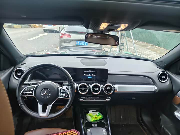 Фото 6 - Mercedes-Benz GLB-Class